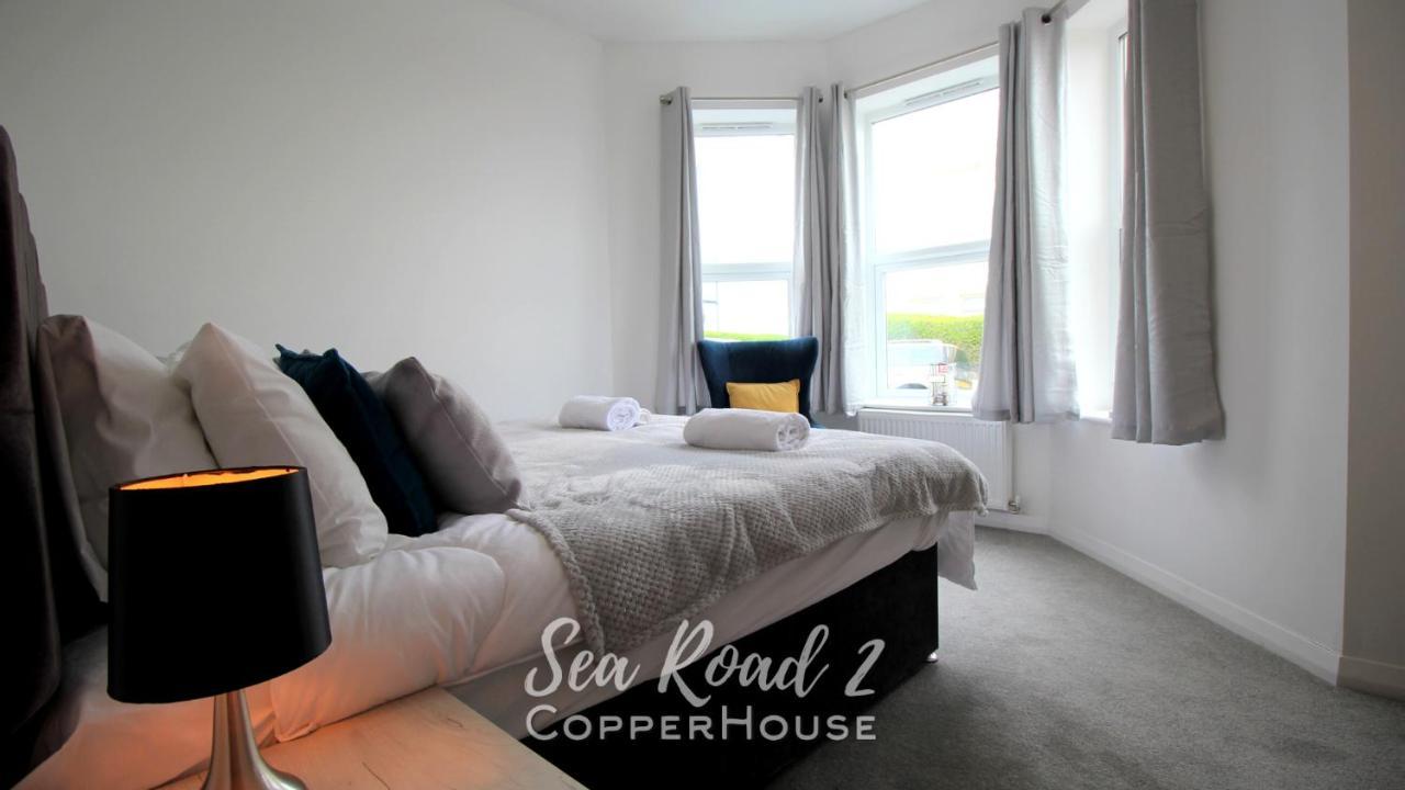 Beautiful Apartments On The Sea Front - Sea Road 2 Філікстоу Екстер'єр фото