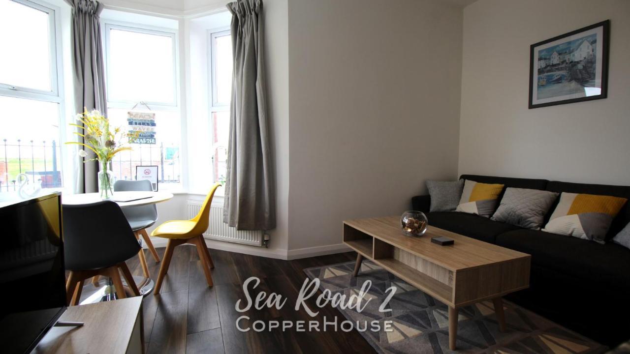 Beautiful Apartments On The Sea Front - Sea Road 2 Філікстоу Екстер'єр фото